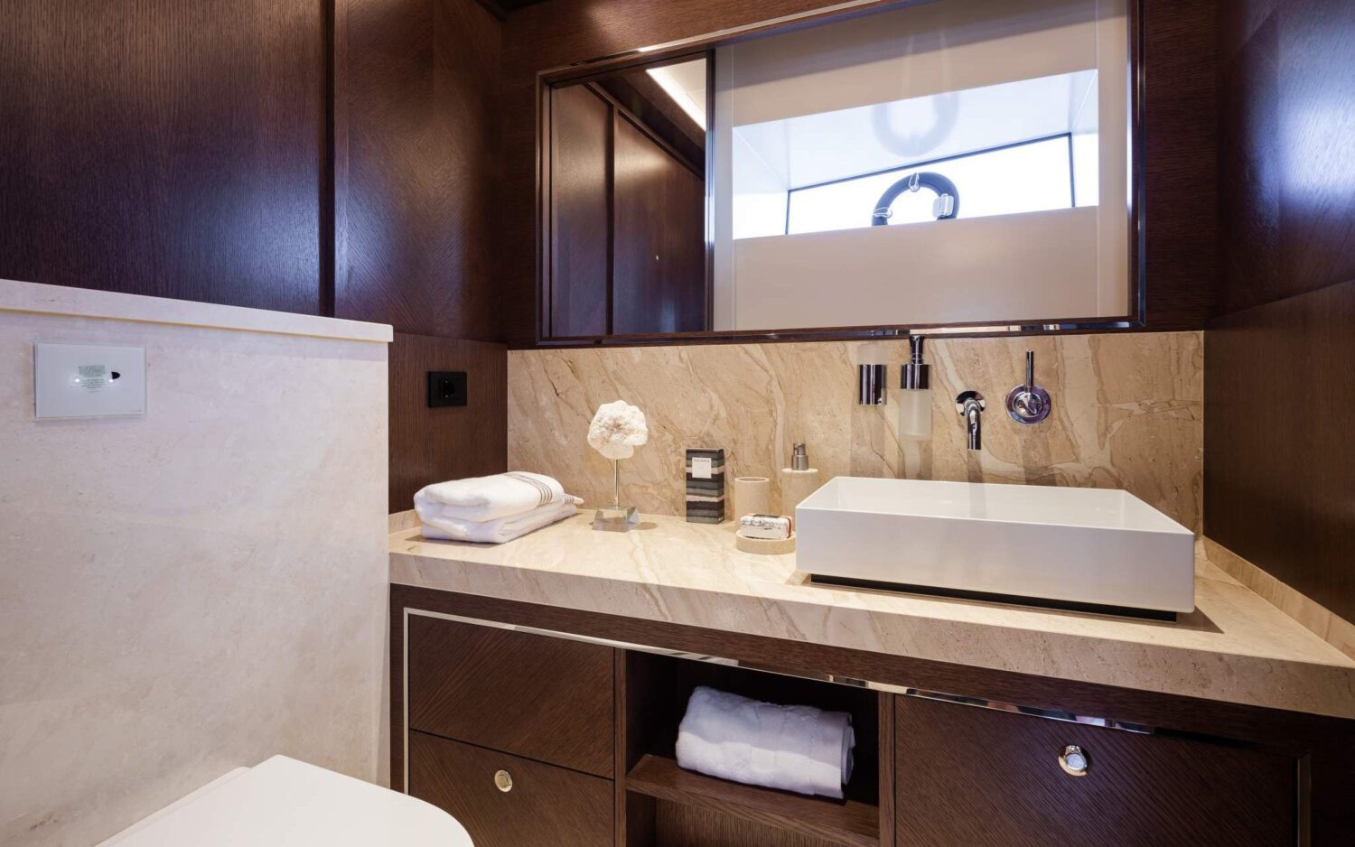 Sirena, Eyachts Australia and New Zealand