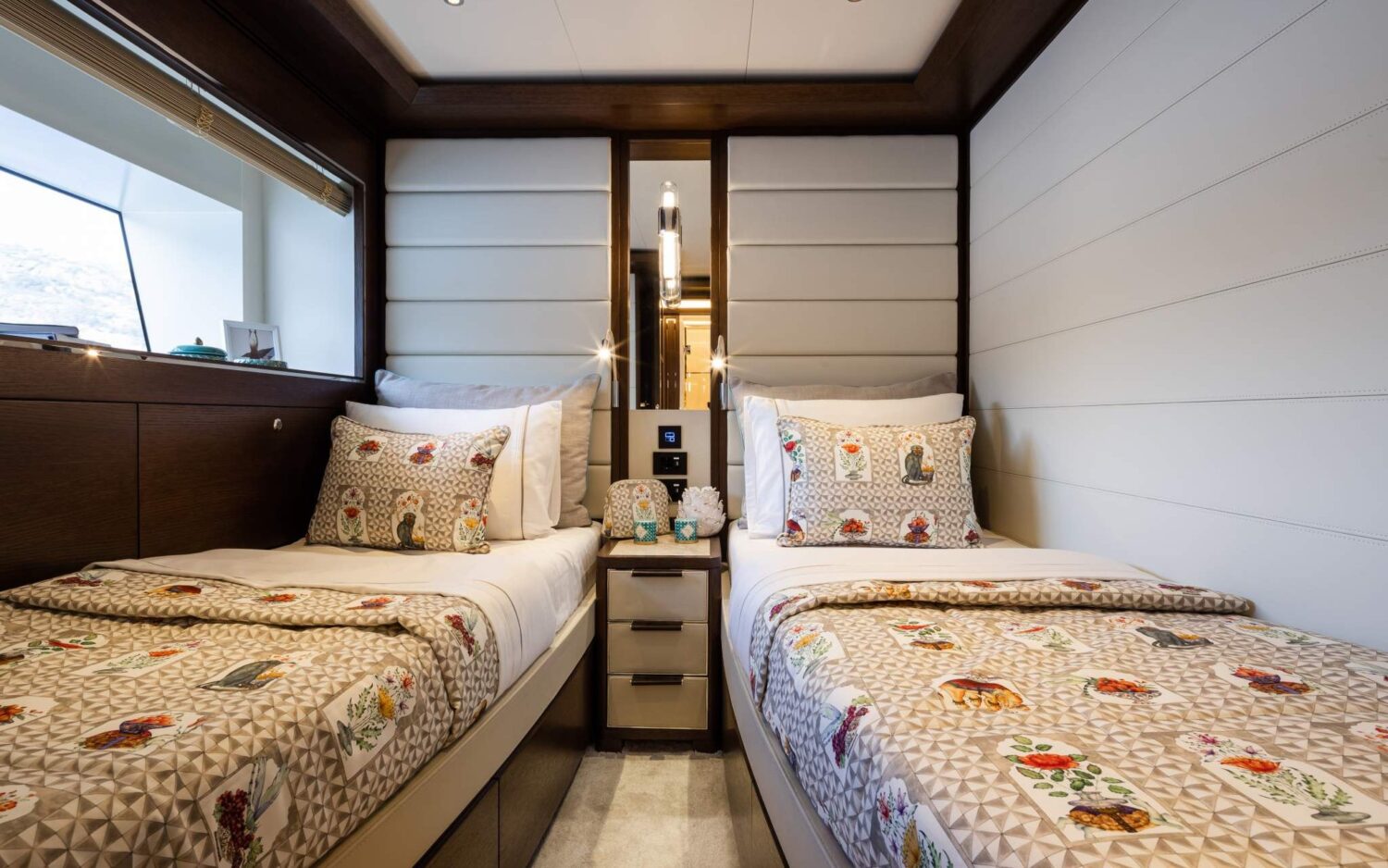 Sirena, Eyachts Australia and New Zealand