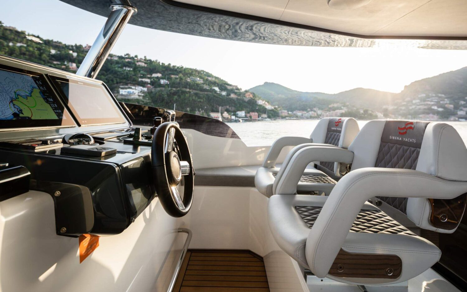 Sirena, Eyachts Australia and New Zealand