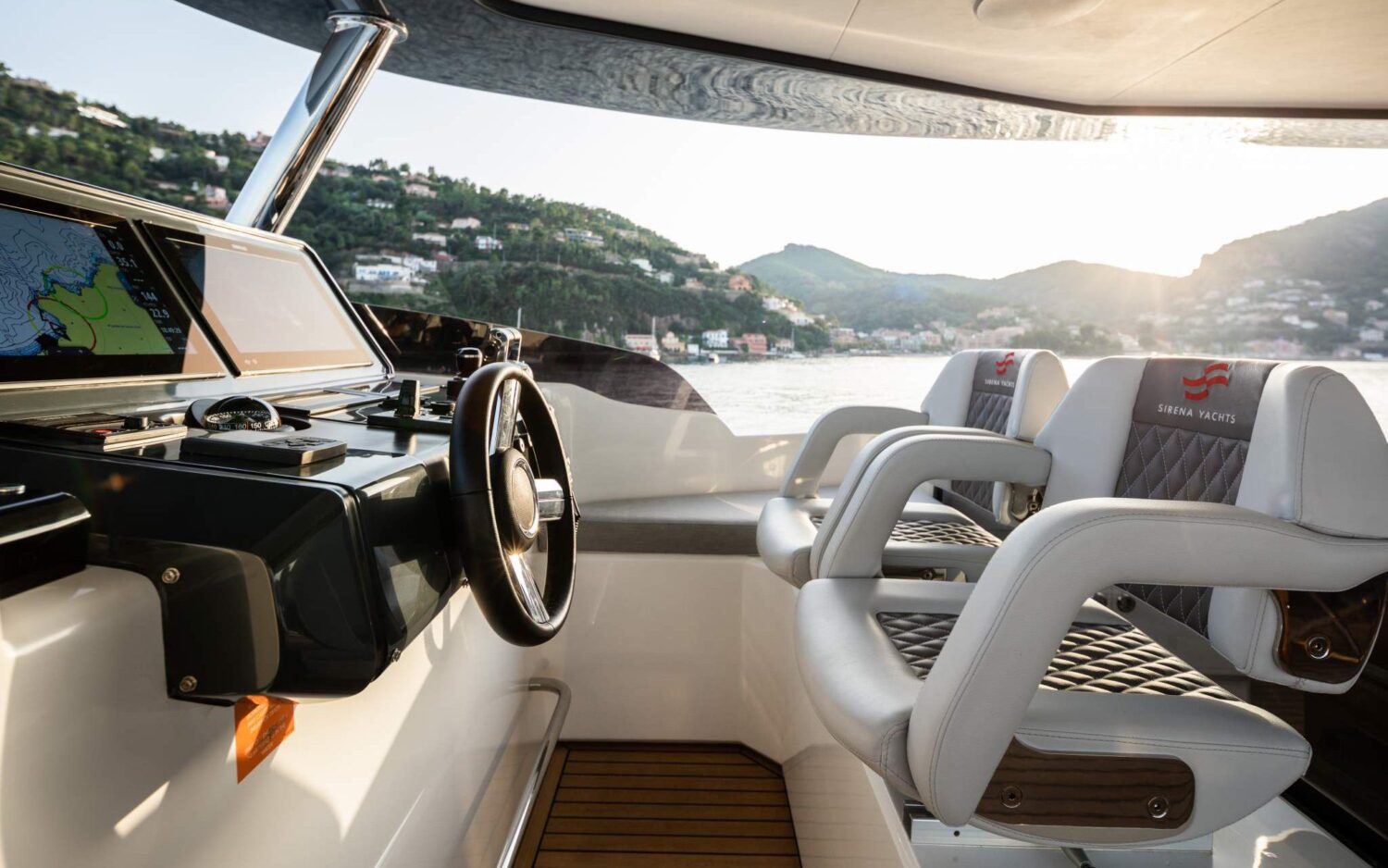 Sirena, Eyachts Australia and New Zealand