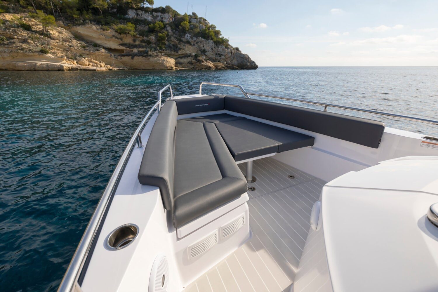 Axopar, Eyachts Australia and New Zealand