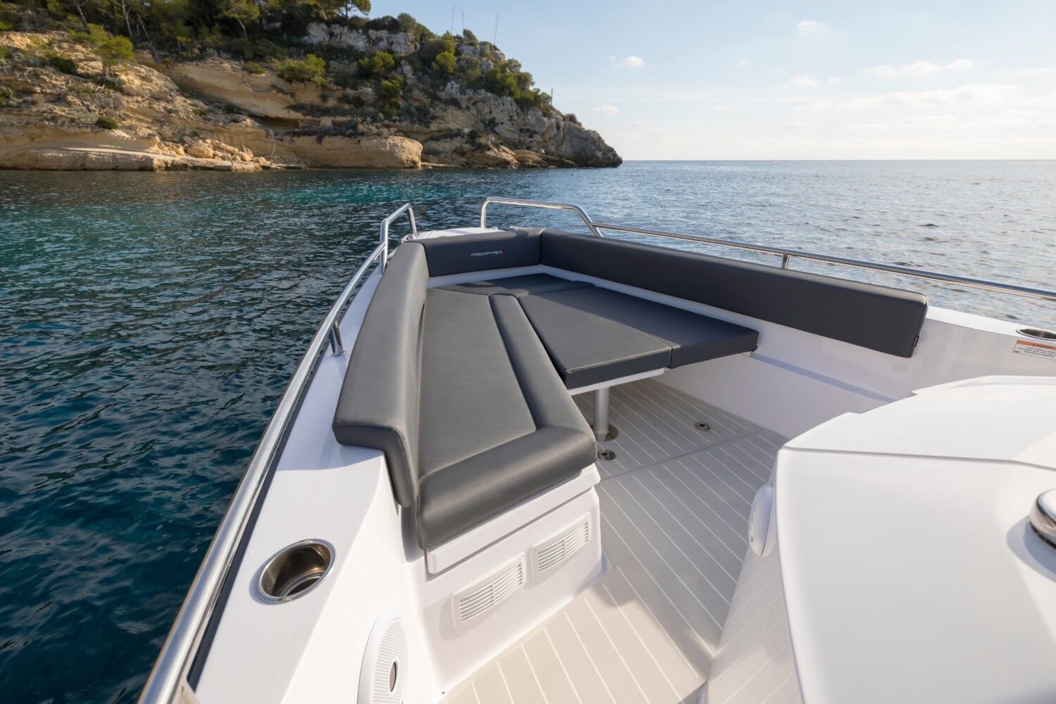 Axopar, Eyachts Australia and New Zealand