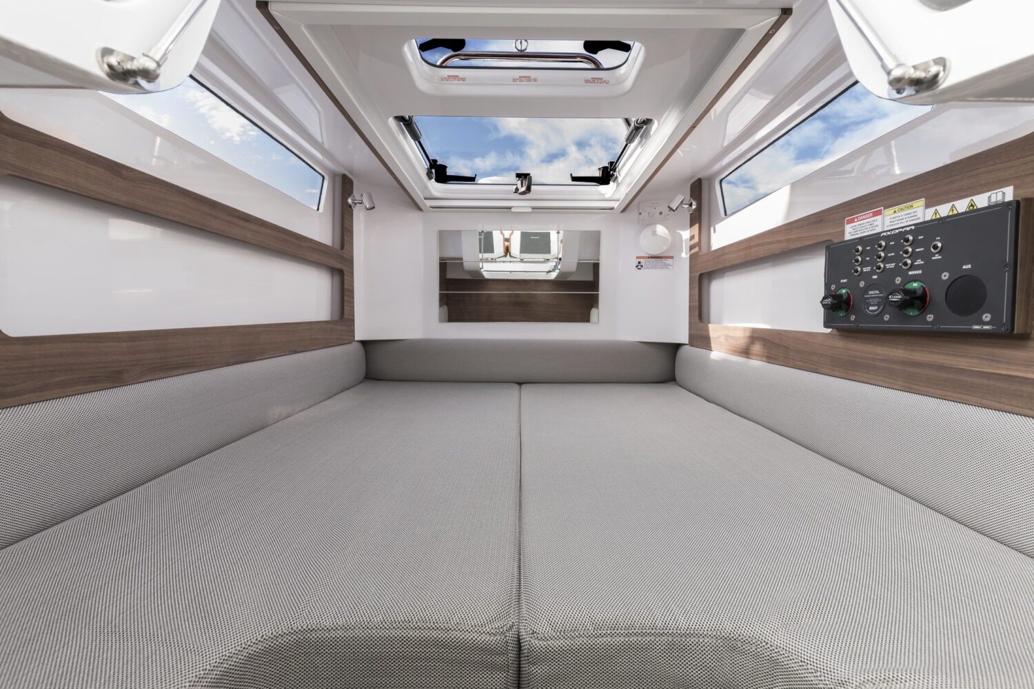 Axopar, Eyachts Australia and New Zealand