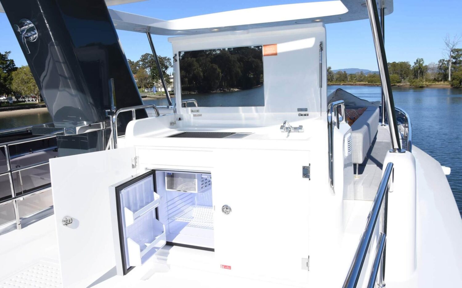 Eyachts Australia and New Zealand Sirena 58