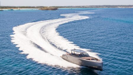 Vanquish, Eyachts Australia and New Zealand