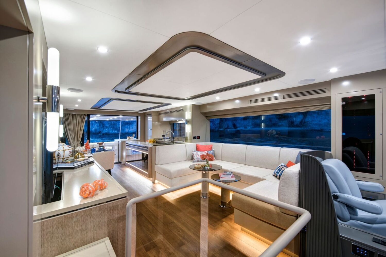 Sirena 68 Flybridge Australia
