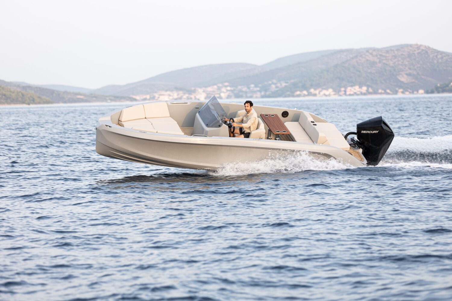 Eyachts RAND 22 Source Australia