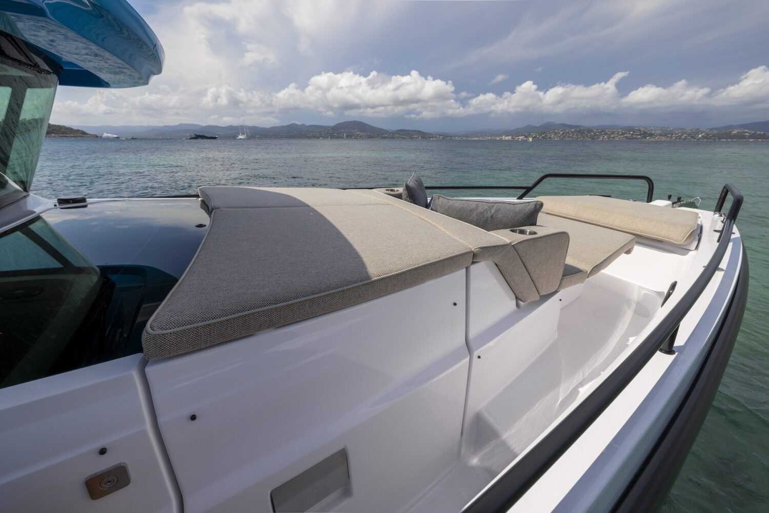 Eyachts Axopar 37 Mediterrana