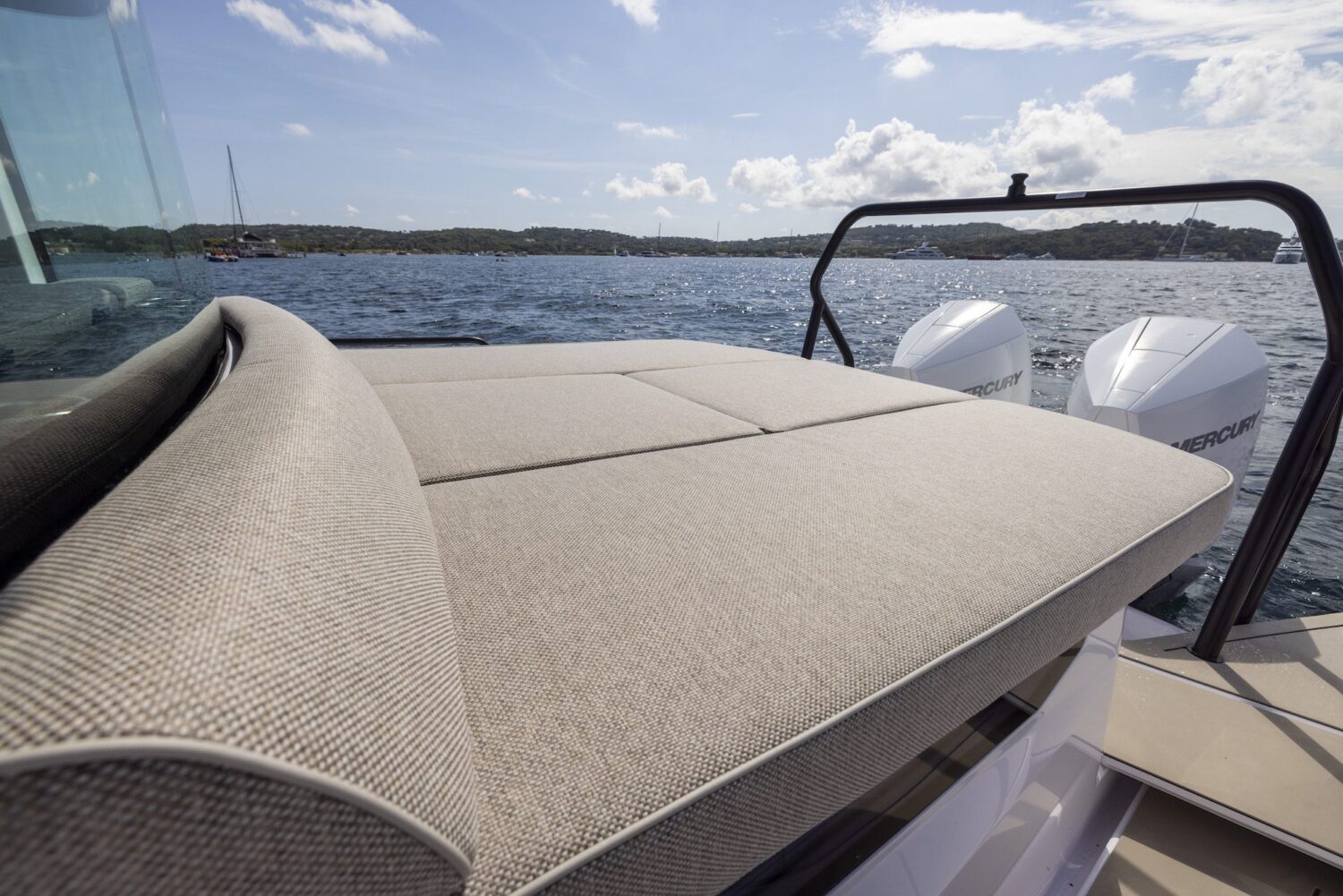 Axopar 37 Eyachts Mediterrana