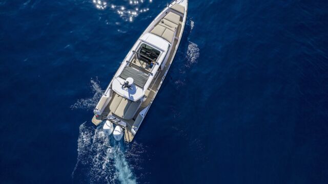 Eyachts Axopar 37 Mediterrana