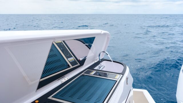 Eyachts Axopar 45 Sun Top Australia