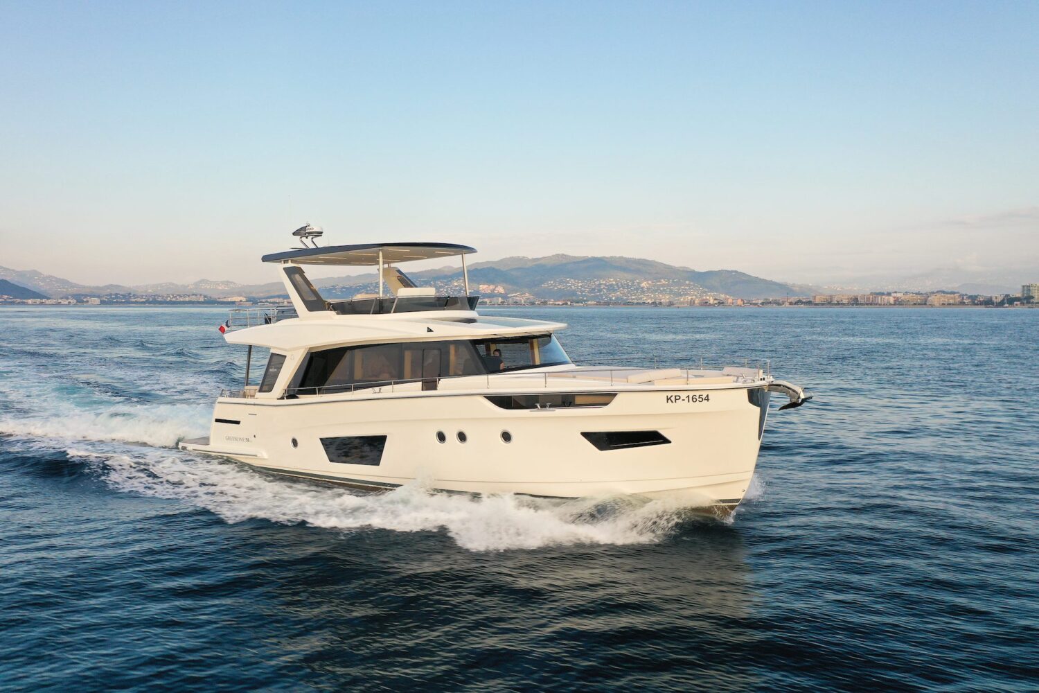 default Eyachts Greenline 58 Australia