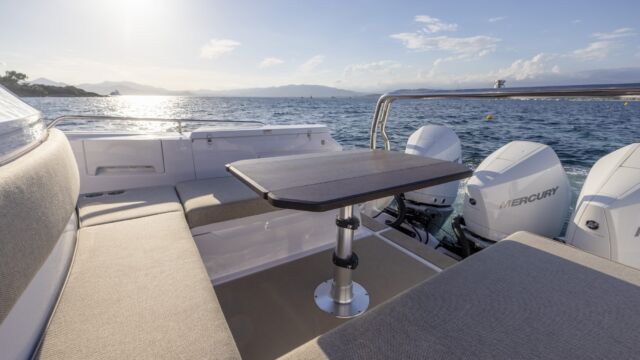 Axopar 45 XC Cross Cabin Axopar 45XC