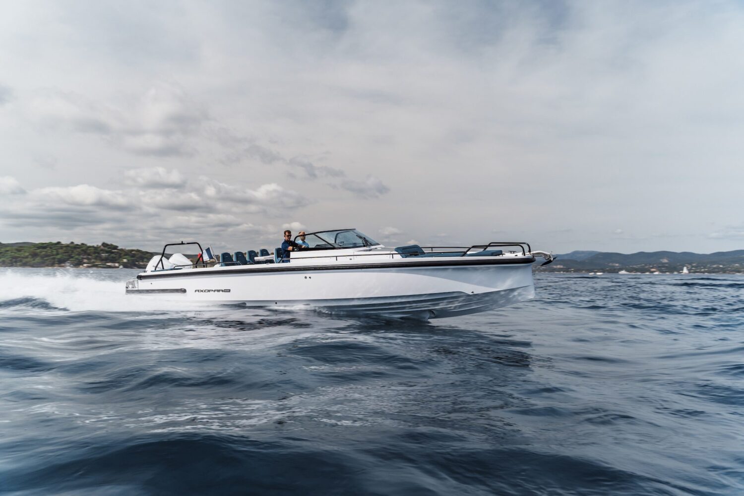 Axopar 37 Spyder