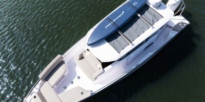 Axopar 29 XC Cross Cabin Mediterrana Edition