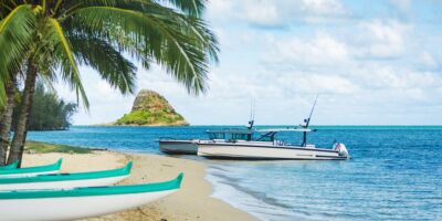 Axopar 37 Sun-Top + Axopar 37 XC Cross Cabin