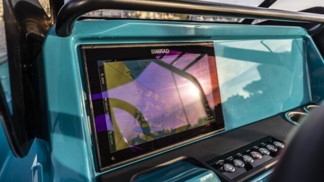 Axopar x Jobe Revolve XXII T-Top